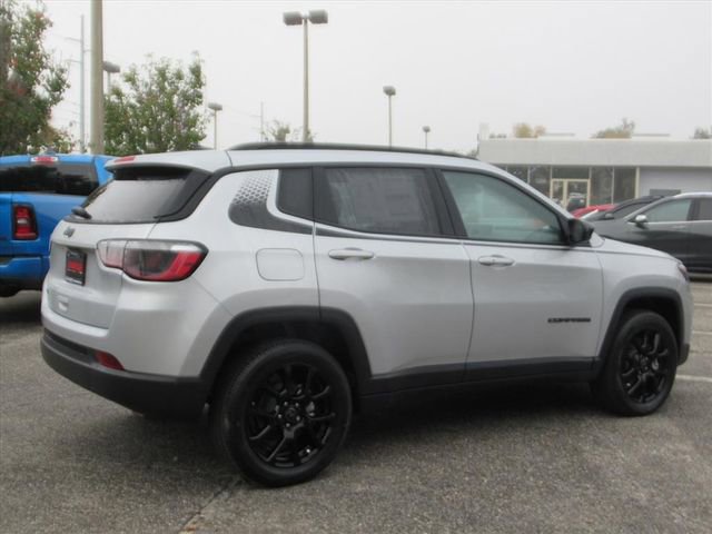 New 2026 Jeep Compass Latitude image 6