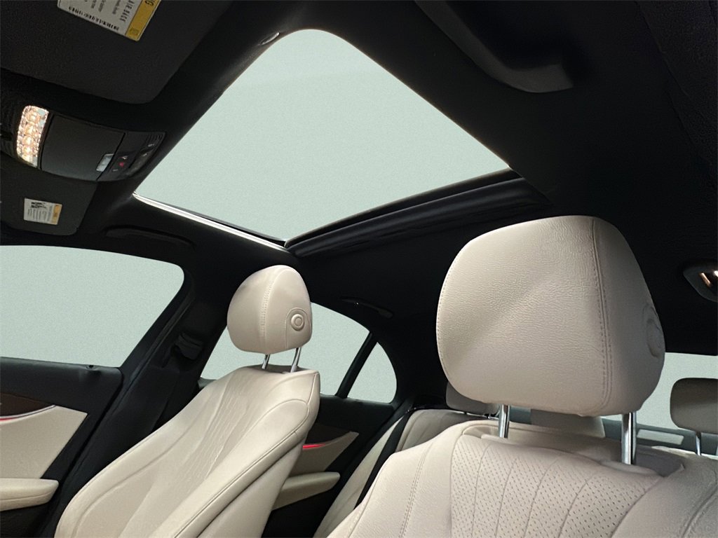 Used 2017 Mercedes-Benz E 300 4MATIC image 12