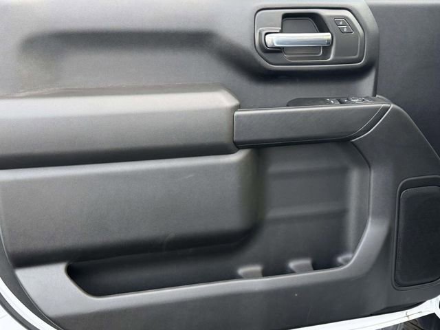 Used 2025 GMC Sierra 2500 Pro image 8