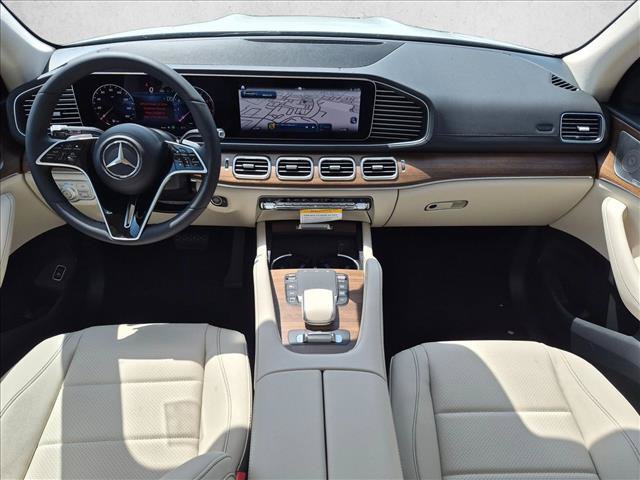 New 2026 Mercedes-Benz GLS 450 4MATIC image 16