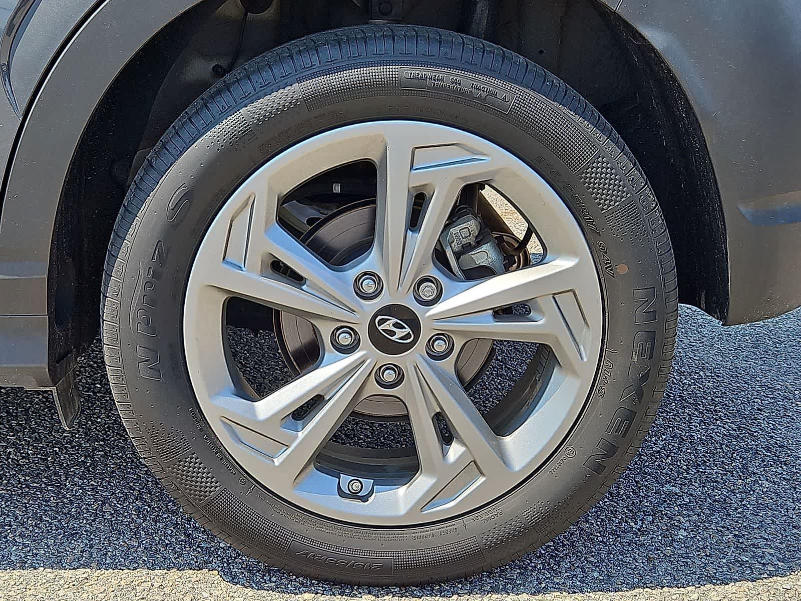 Used 2023 Hyundai Kona SEL FWD image 36
