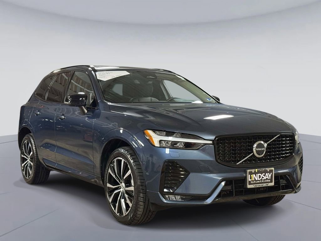 Used 2023 Volvo XC60 B5 Plus AWD/4WD image 9