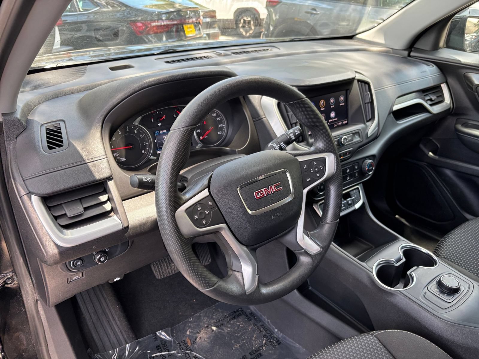 Used 2024 GMC Terrain SLE FWD image 33
