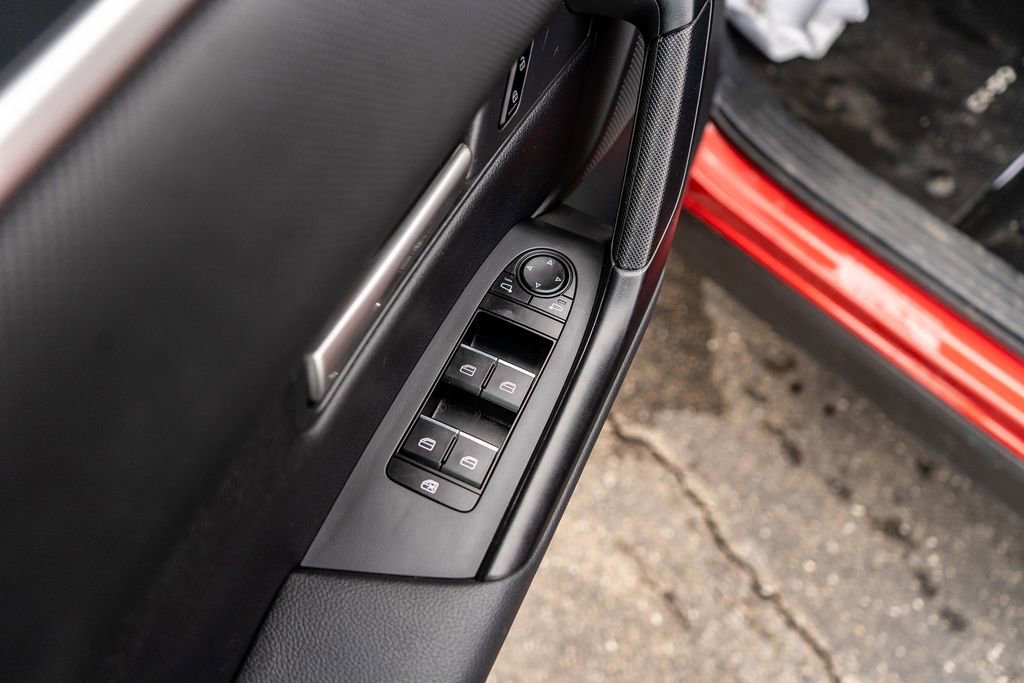 Used 2025 MAZDA CX-50 AWD 2.5 S w/ Premium Package image 19