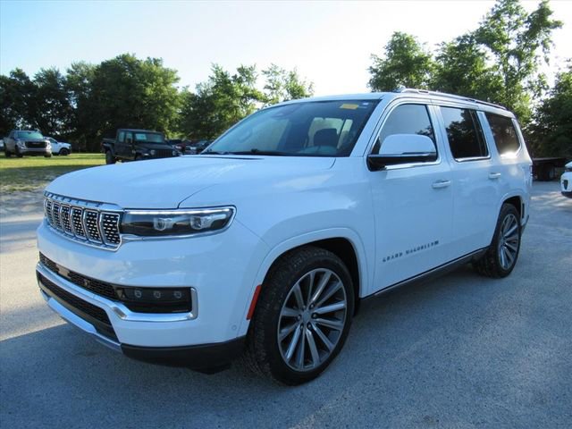 Used 2022 Jeep Grand Wagoneer Series I AWD/4WD image 3