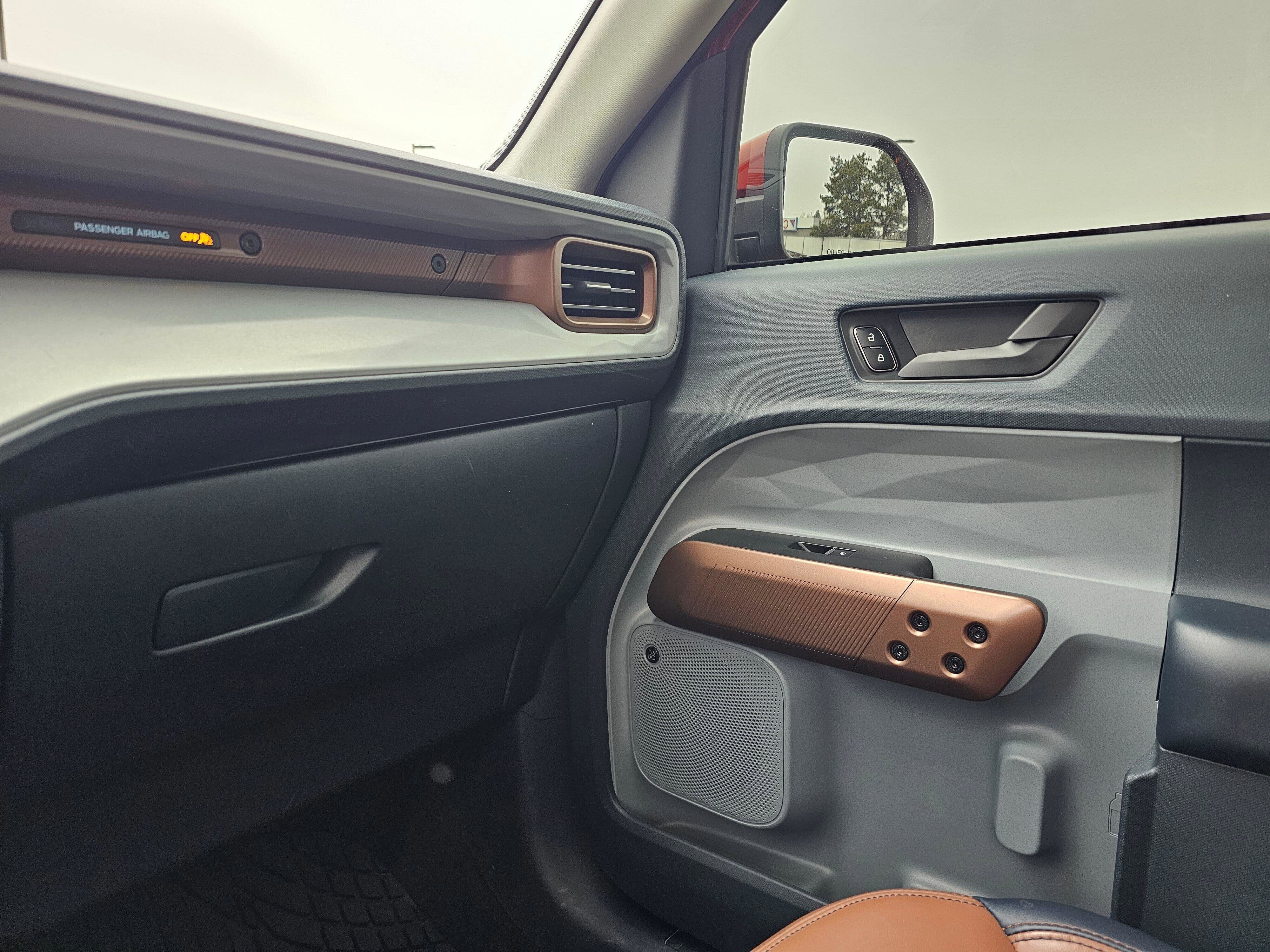 Used 2022 Ford Maverick Lariat w/ Lariat Luxury Package image 25