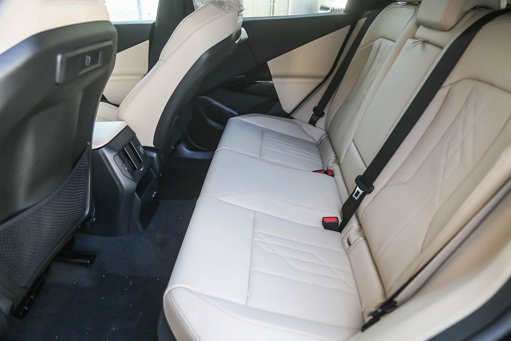 New 2026 BMW X3 xDrive30i w/ Premium Package AWD/4WD image 15