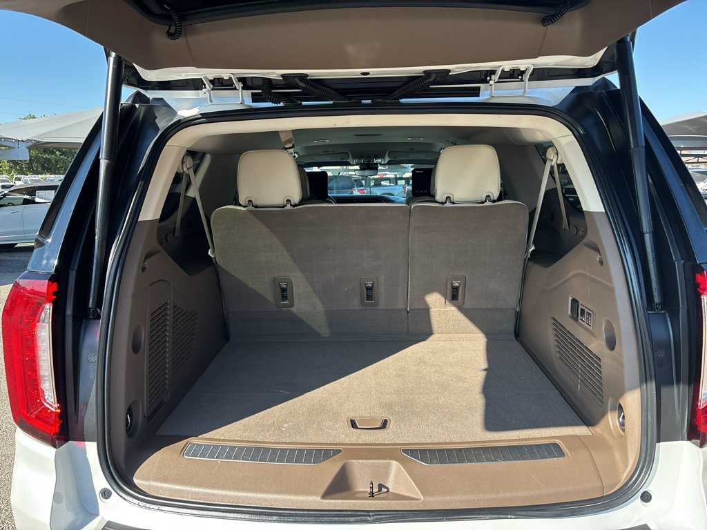 Certified 2024 GMC Yukon XL Denali w/ Advanced Technology Package AWD/4WD image 8