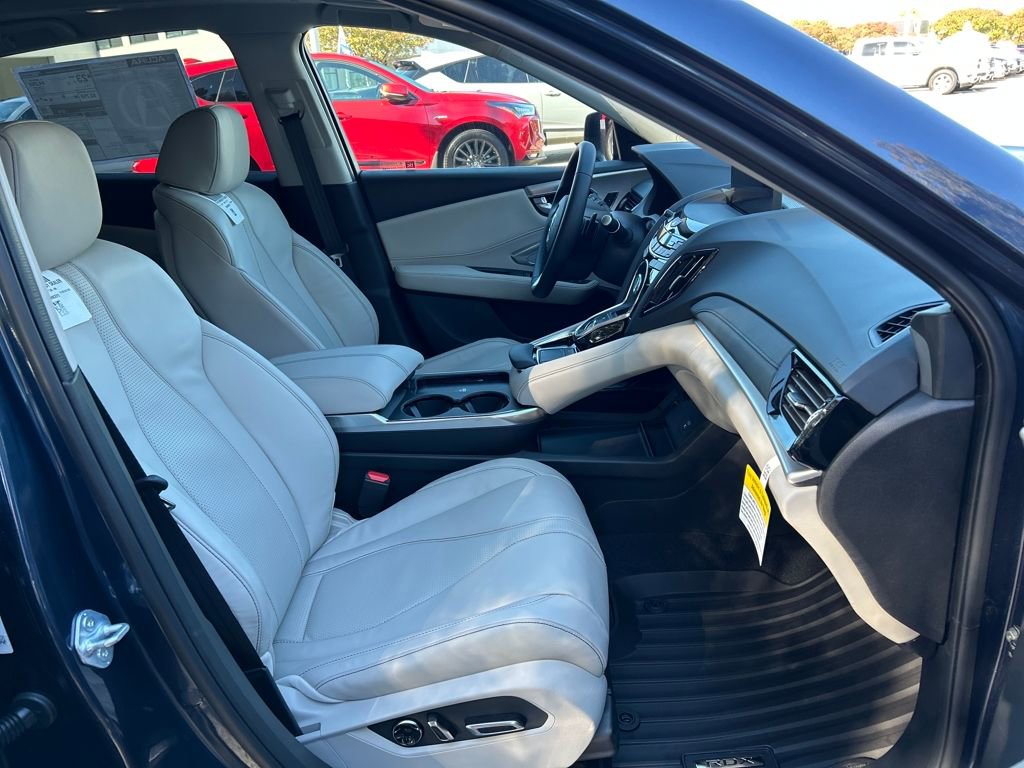 New 2025 Acura RDX SH-AWD image 27
