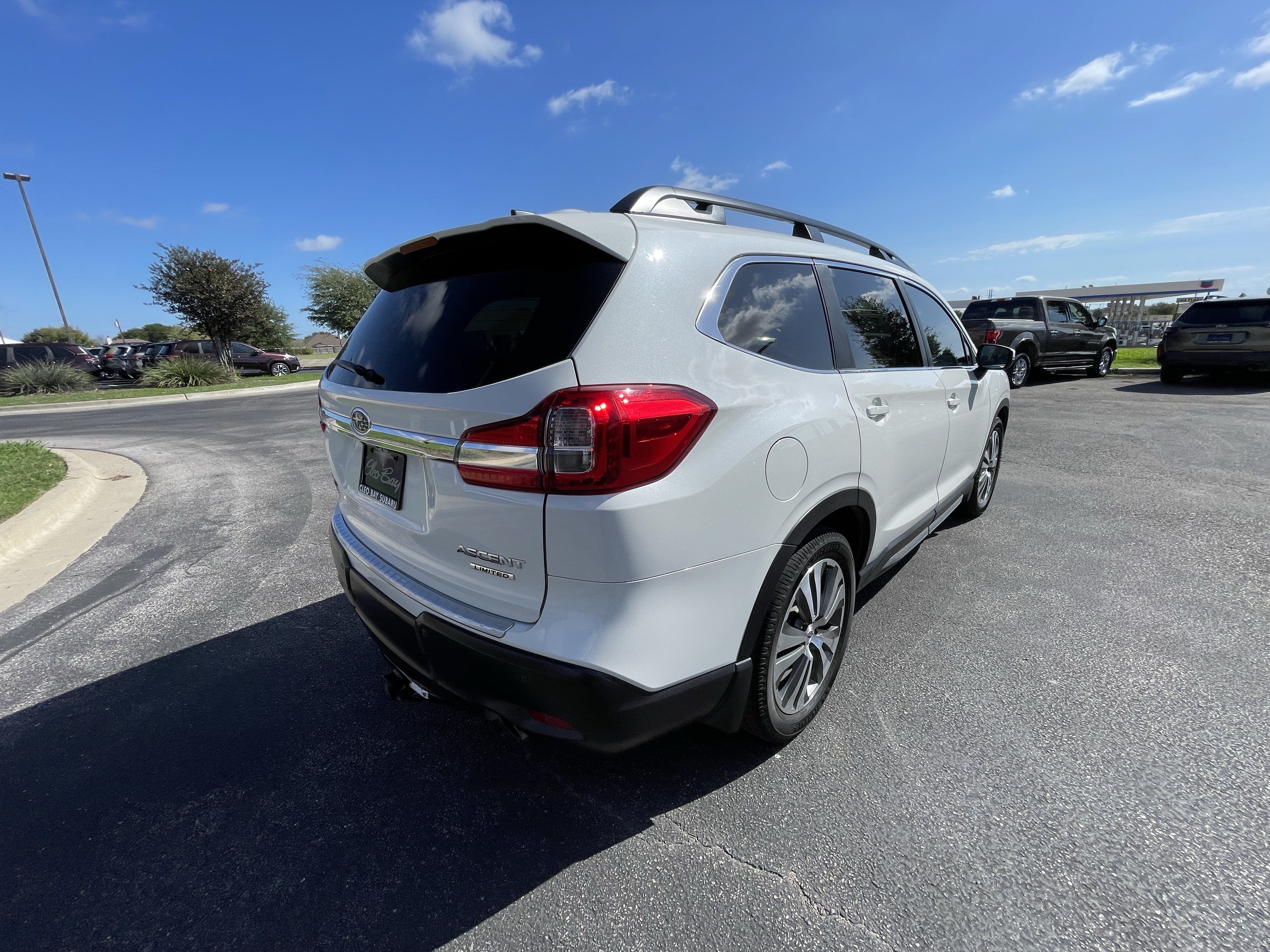 Used 2020 Subaru Ascent Limited AWD/4WD image 7