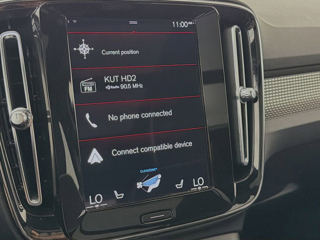 Used 2022 Volvo XC40 T5 R-Design w/ Advanced Package image 35