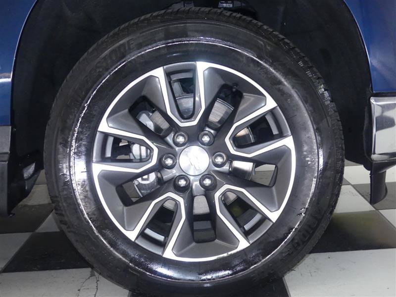 Used 2022 Chevrolet Silverado 1500 LT AWD/4WD image 32