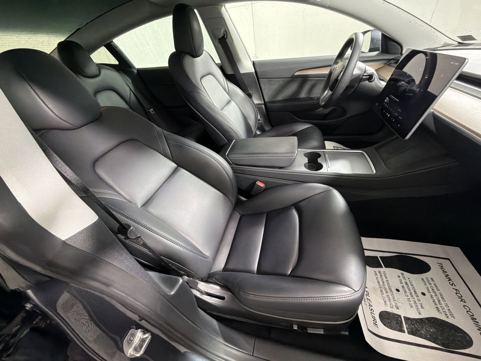 Used 2023 Tesla Model 3 Performance image 27