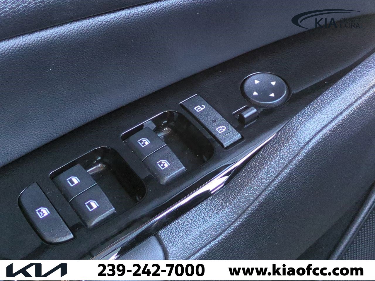 Certified 2024 Kia Sportage EX image 24