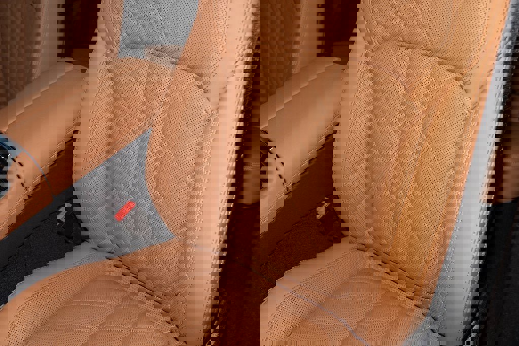 New 2026 BMW X6 M60i image 19