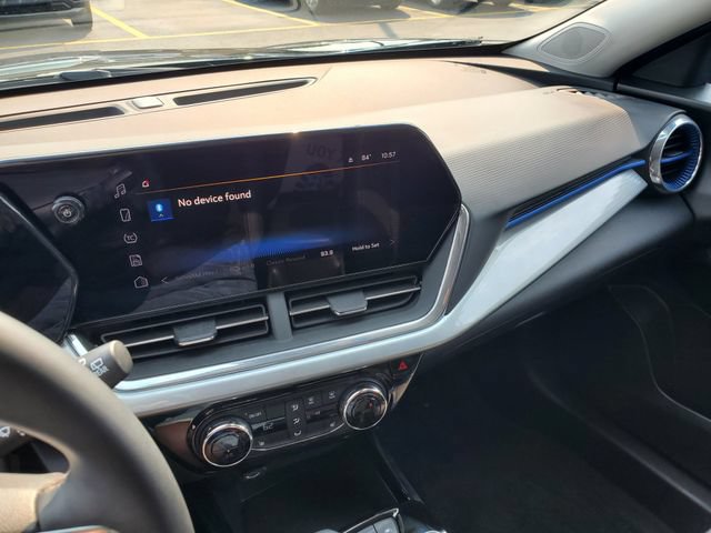Certified 2024 Chevrolet Trax LT w/ Driver Confidence Package FWD image 26