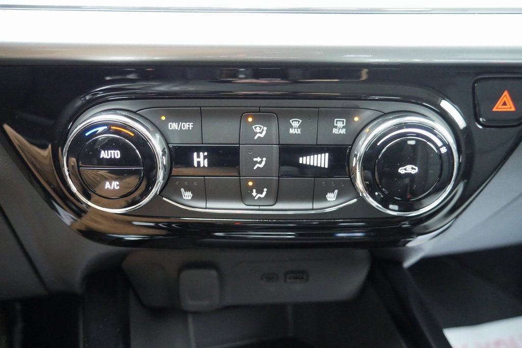 New 2026 Chevrolet Trax LT w/ Driver Confidence Package image 17