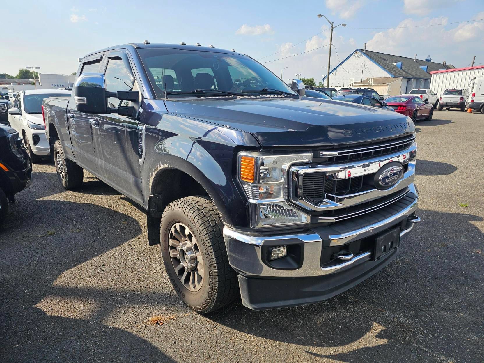 Used 2021 Ford F250 XLT w/ XLT Premium Package AWD/4WD image 3