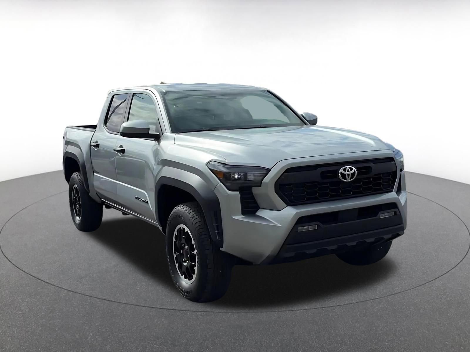 Used 2025 Toyota Tacoma TRD Off-Road image 3