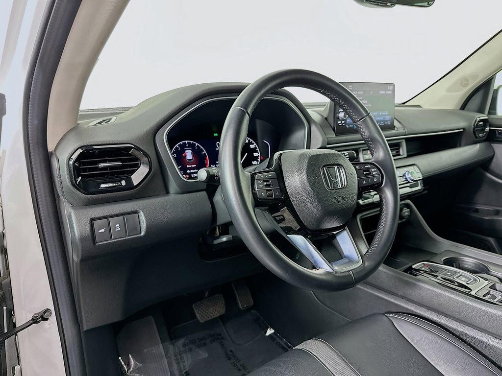 Used 2023 Honda Pilot EX-L image 10
