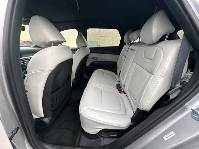 New 2026 Hyundai Tucson Limited AWD/4WD image 9