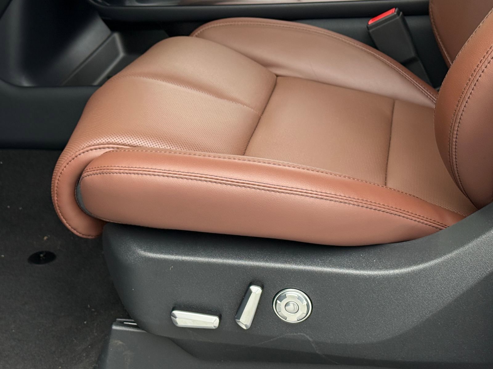 New 2026 Lincoln Navigator Reserve AWD/4WD image 27