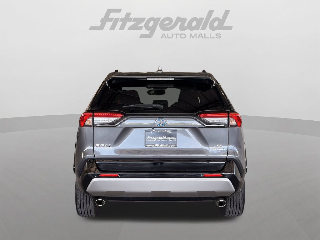 Used 2024 Toyota RAV4 SE AWD/4WD image 9