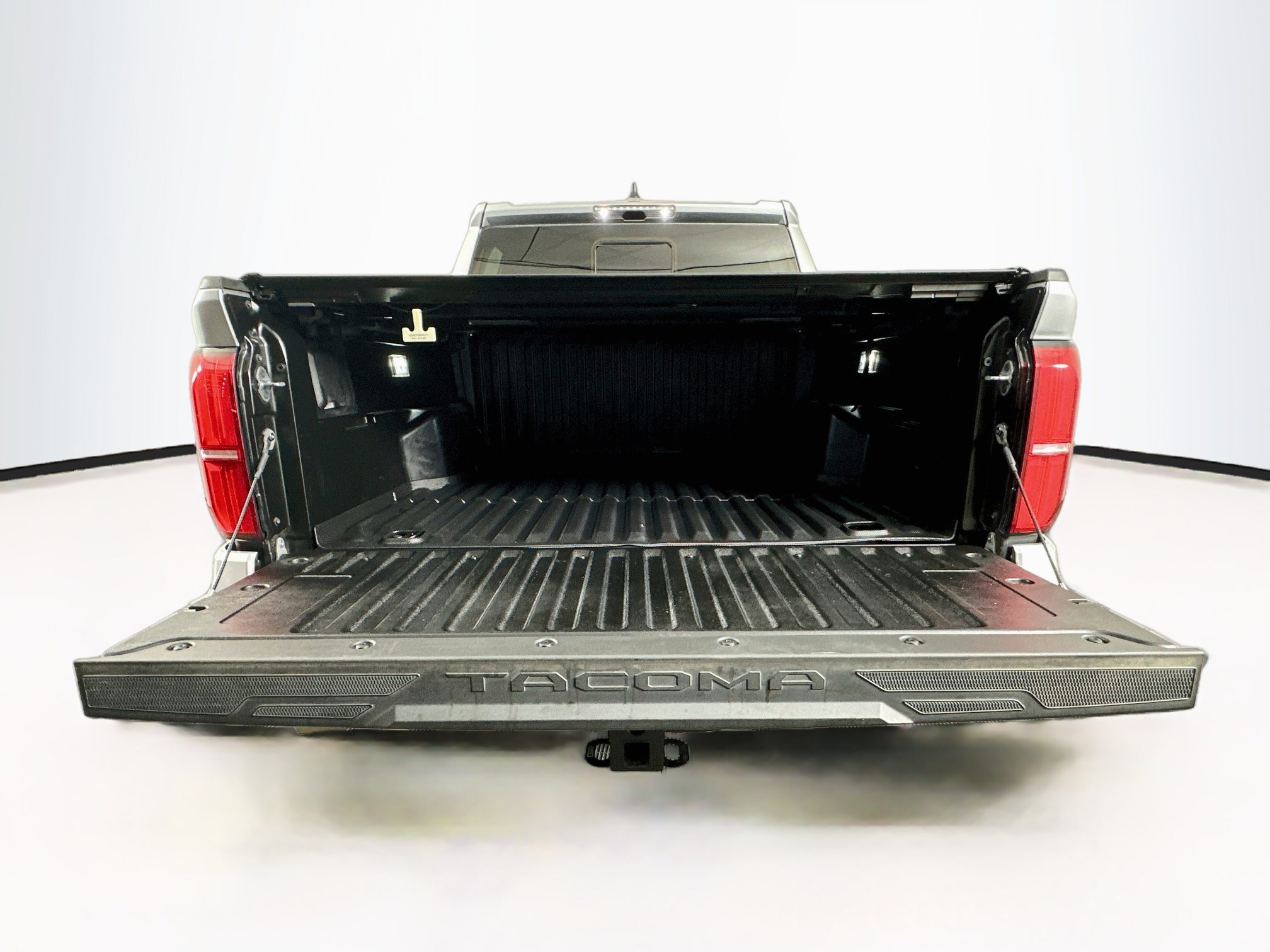 Used 2024 Toyota Tacoma TRD Off-Road w/ TRD Off Road Upgrade Package AWD/4WD image 28