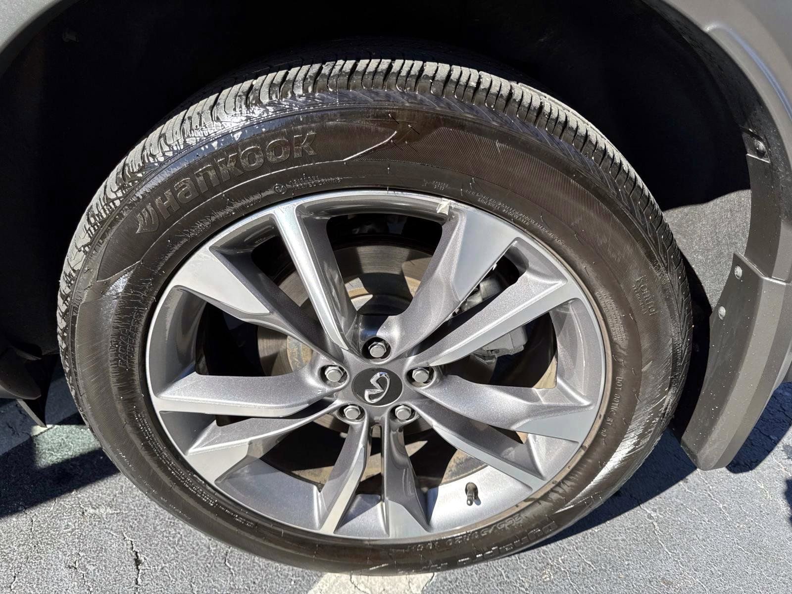 Used 2025 INFINITI QX60 Luxe image 30