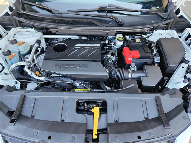 Used 2023 Nissan Rogue SV image 15