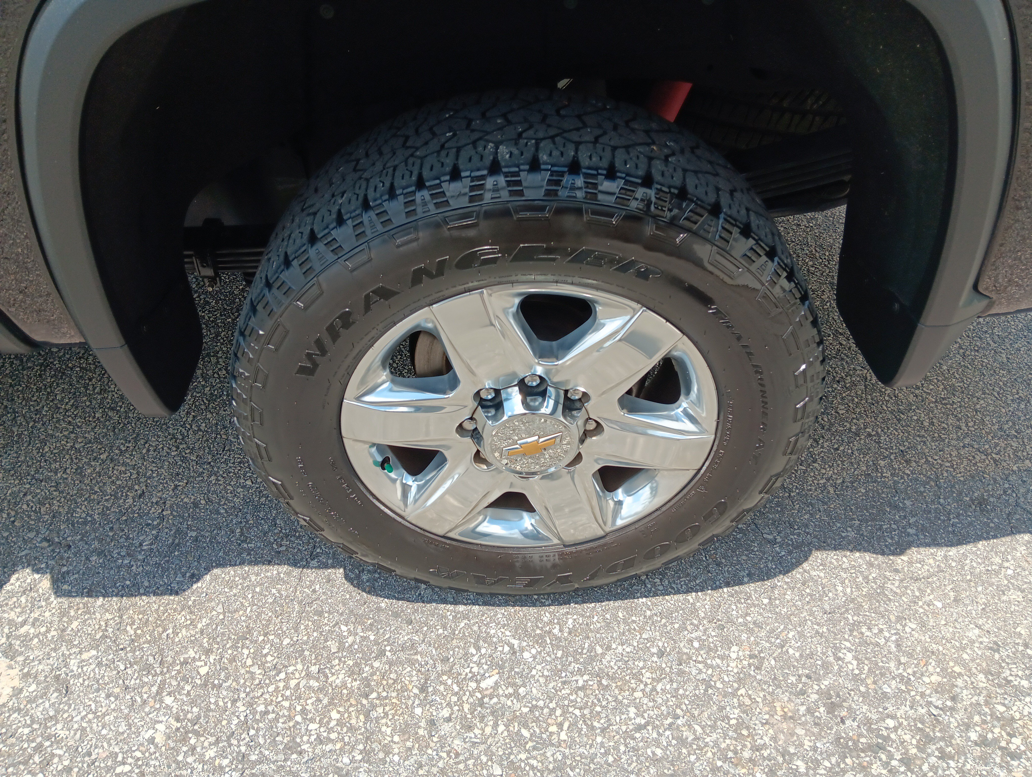 Used 2023 Chevrolet Silverado 2500 LTZ w/ LTZ Convenience Package AWD/4WD image 5