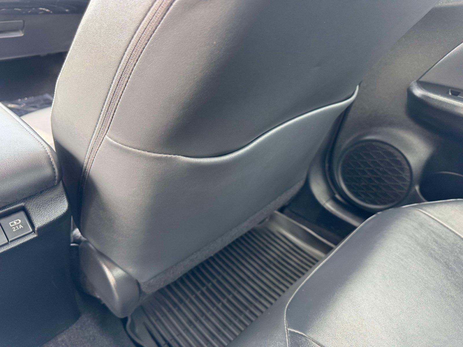Certified 2021 Toyota Prius Prime Limited FWD image 24