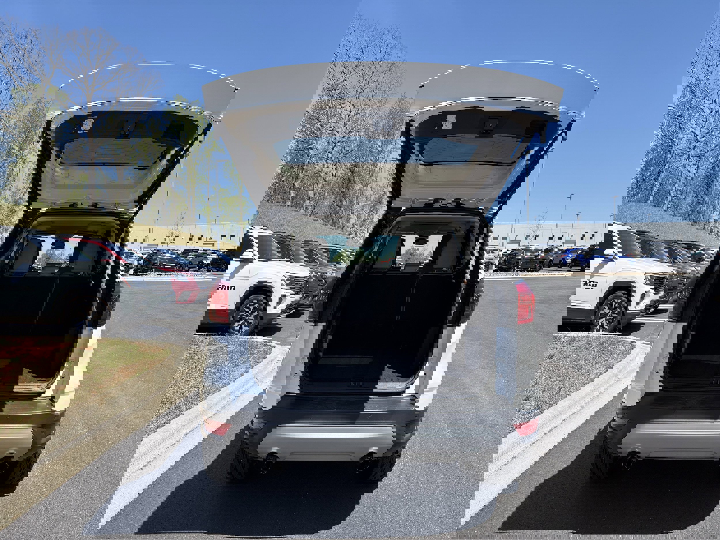 Used 2019 Ford Escape Titanium image 13