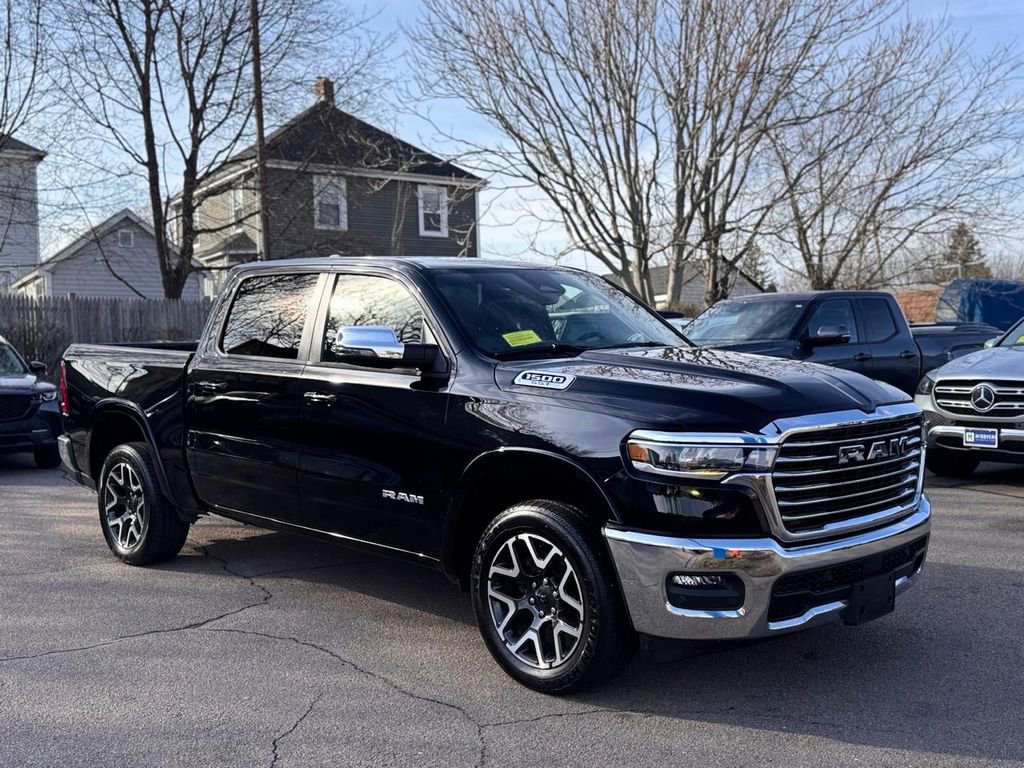 Used 2025 RAM 1500 Laramie image 8