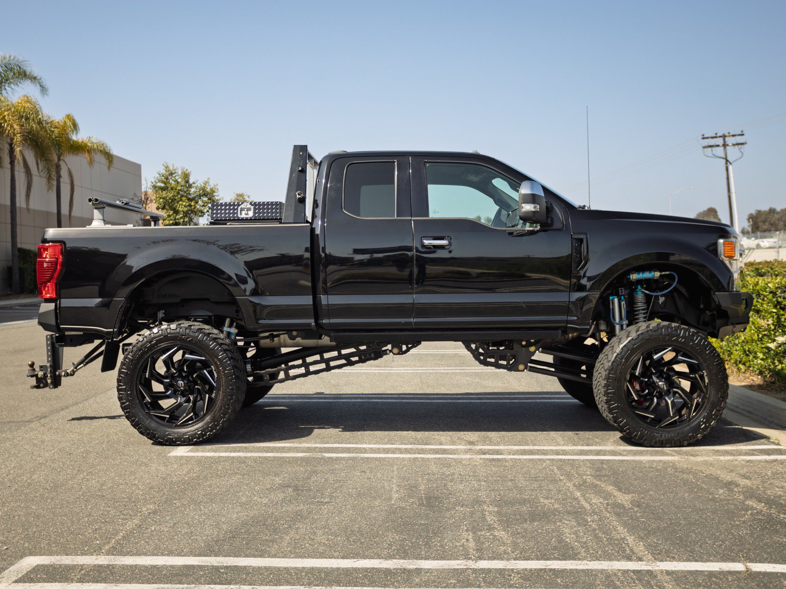 Used 2021 Ford F250 Lariat w/ Chrome Package AWD/4WD image 4