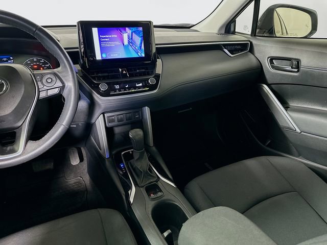 Certified 2023 Toyota Corolla Cross LE image 24