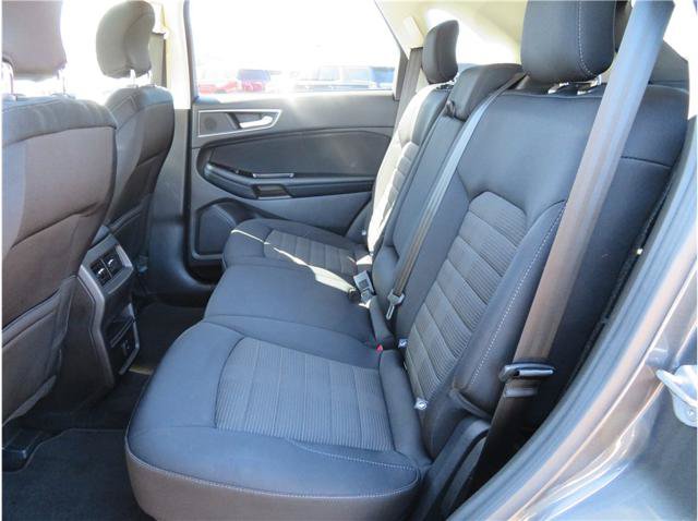 Used 2018 Ford Edge SEL AWD/4WD image 21