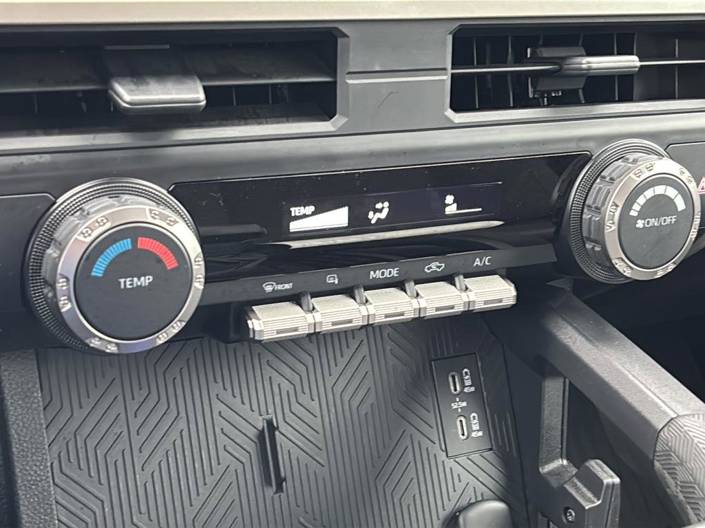 Used 2024 Toyota Tacoma SR image 32