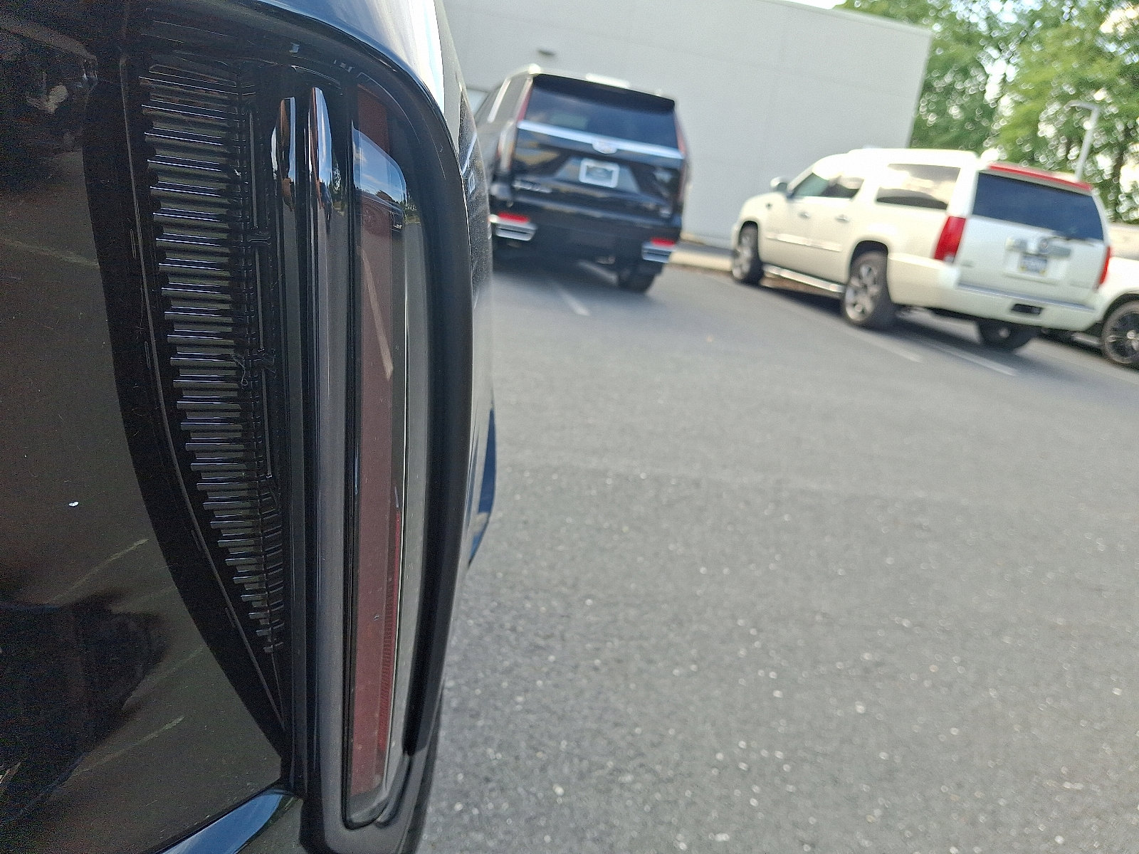 New 2026 Cadillac Lyriq Sport w/ LPO, Blue Accent Package image 12