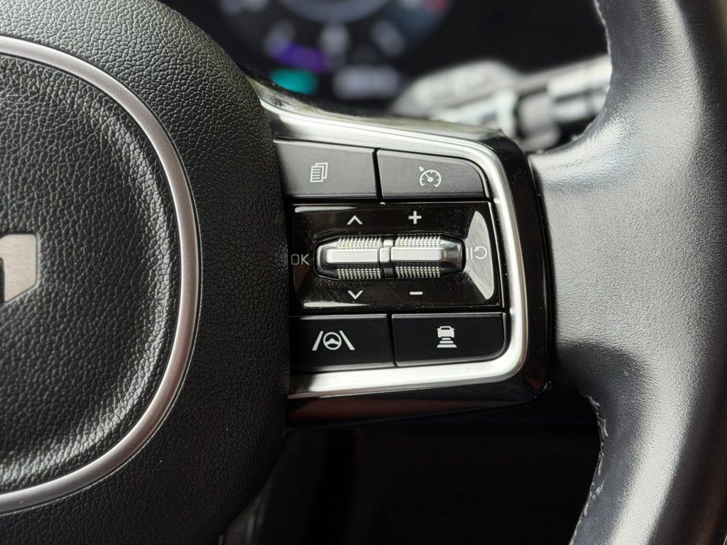 Used 2024 Kia Carnival SX FWD image 18