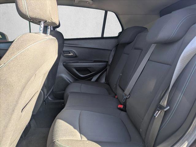 Used 2016 Chevrolet Trax LT w/ LT Sun and Sound Package image 18
