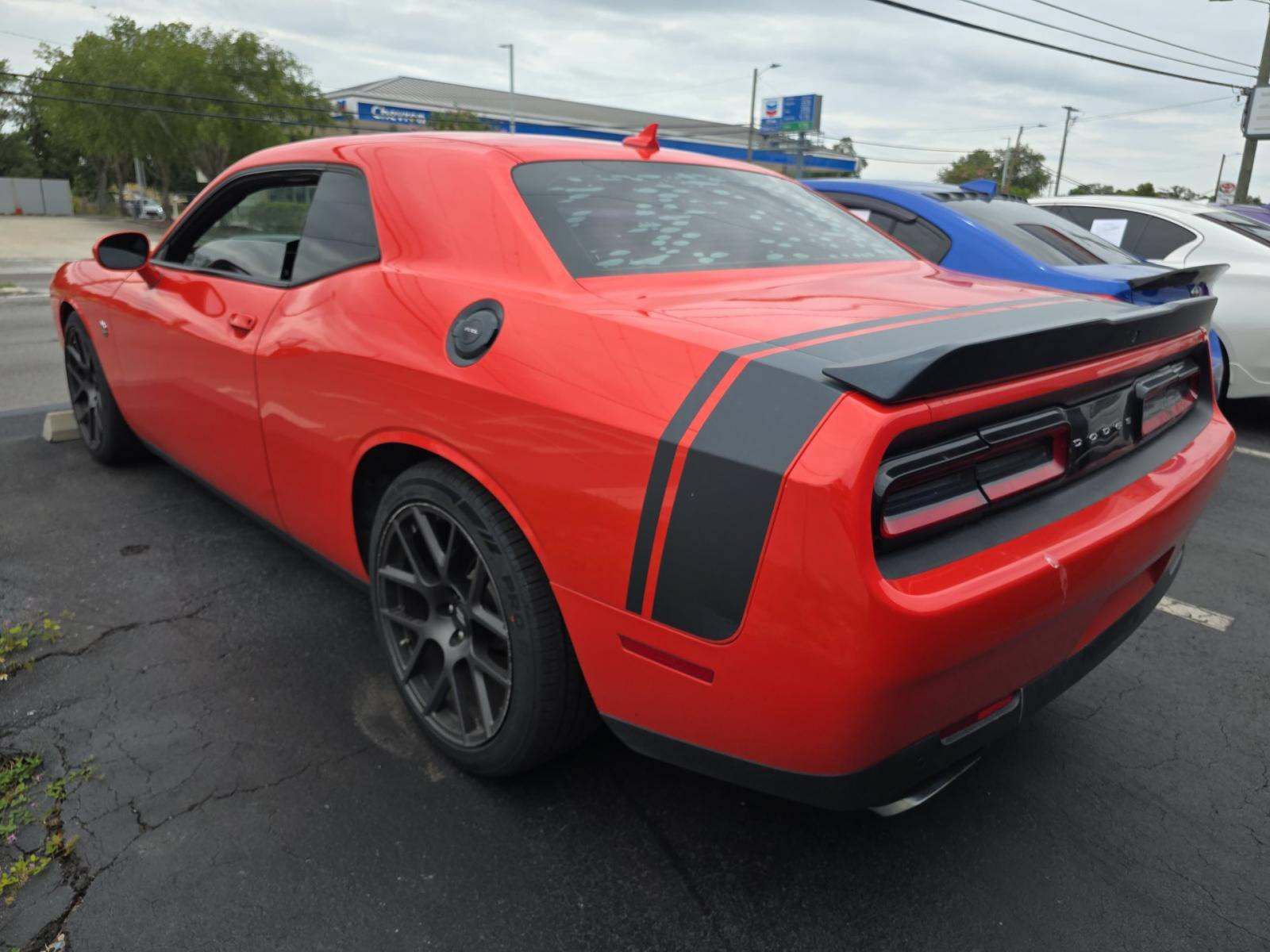 Used 2018 Dodge Challenger R/T Scat Pack RWD image 4