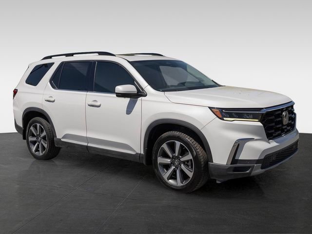 Used 2023 Honda Pilot Elite image 12