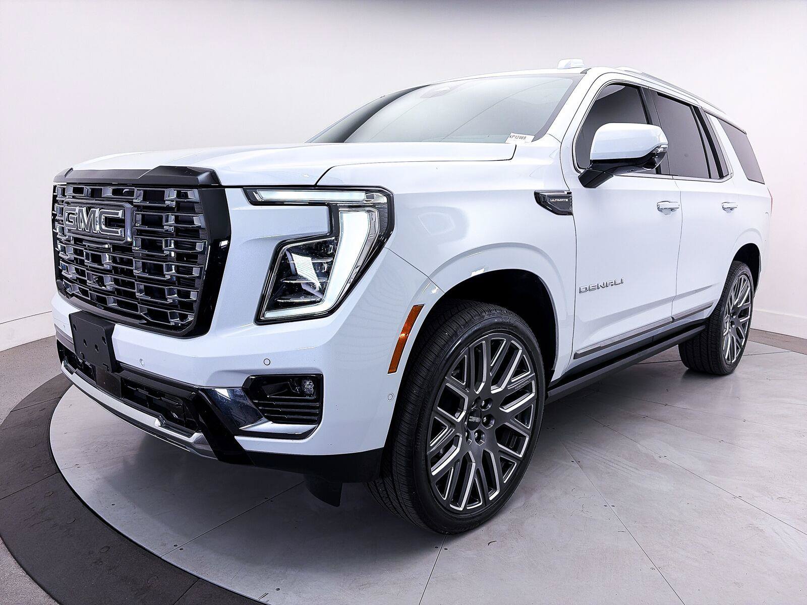 Used 2026 GMC Yukon Denali Ultimate AWD/4WD image 18
