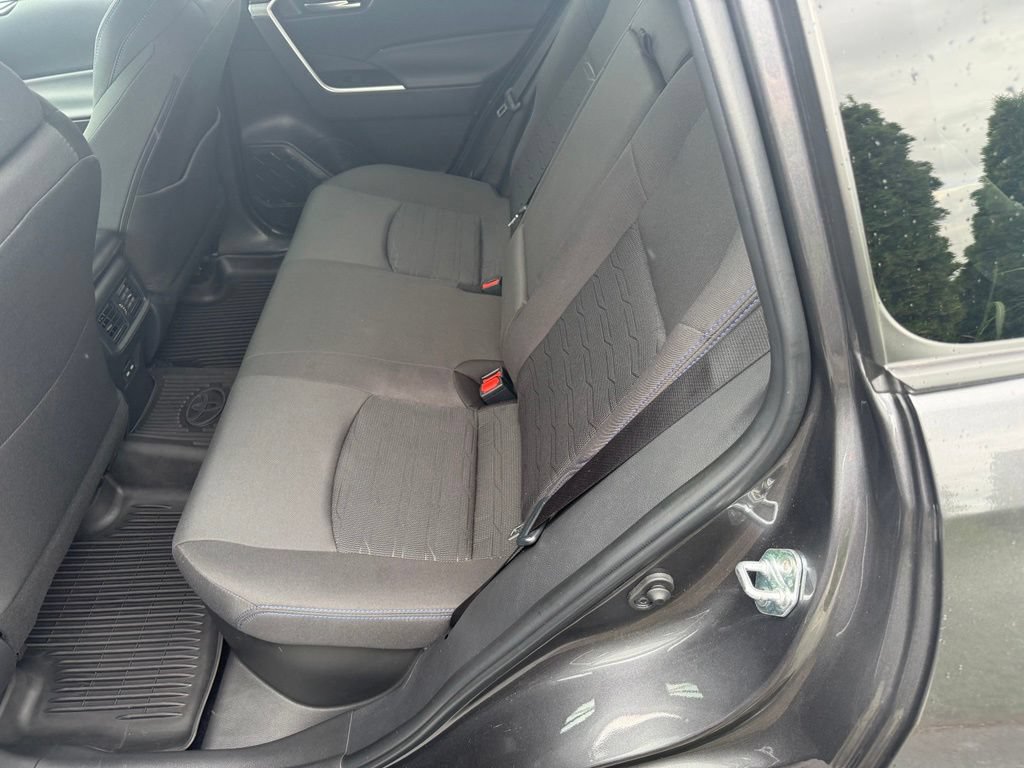 Certified 2025 Toyota RAV4 SE AWD/4WD image 31