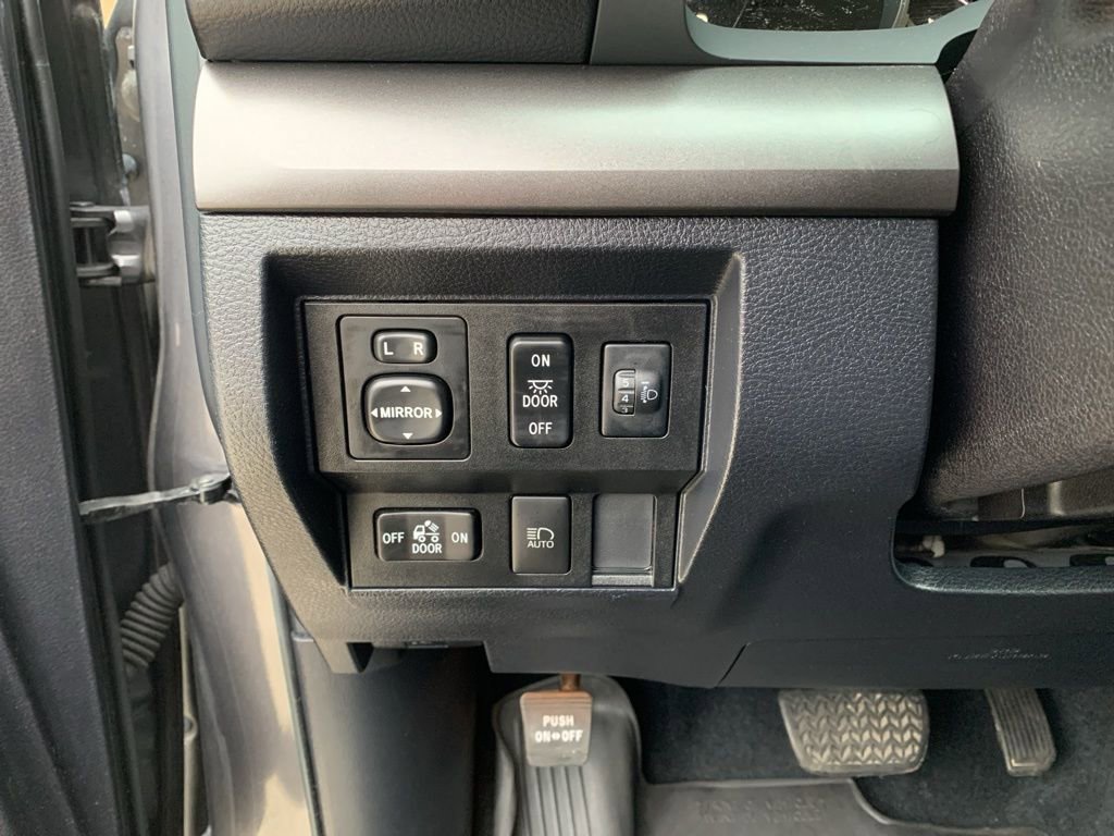 Used 2020 Toyota Tundra SR5 image 28