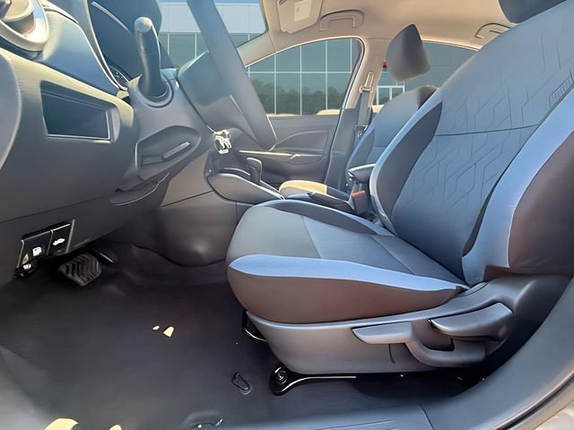 Used 2025 Nissan Versa SV w/ Trunk Package FWD image 20