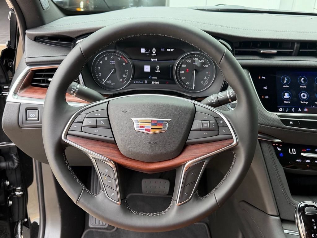 New 2026 Cadillac XT5 Premium Luxury w/ LPO, Floor Liner Package FWD image 27