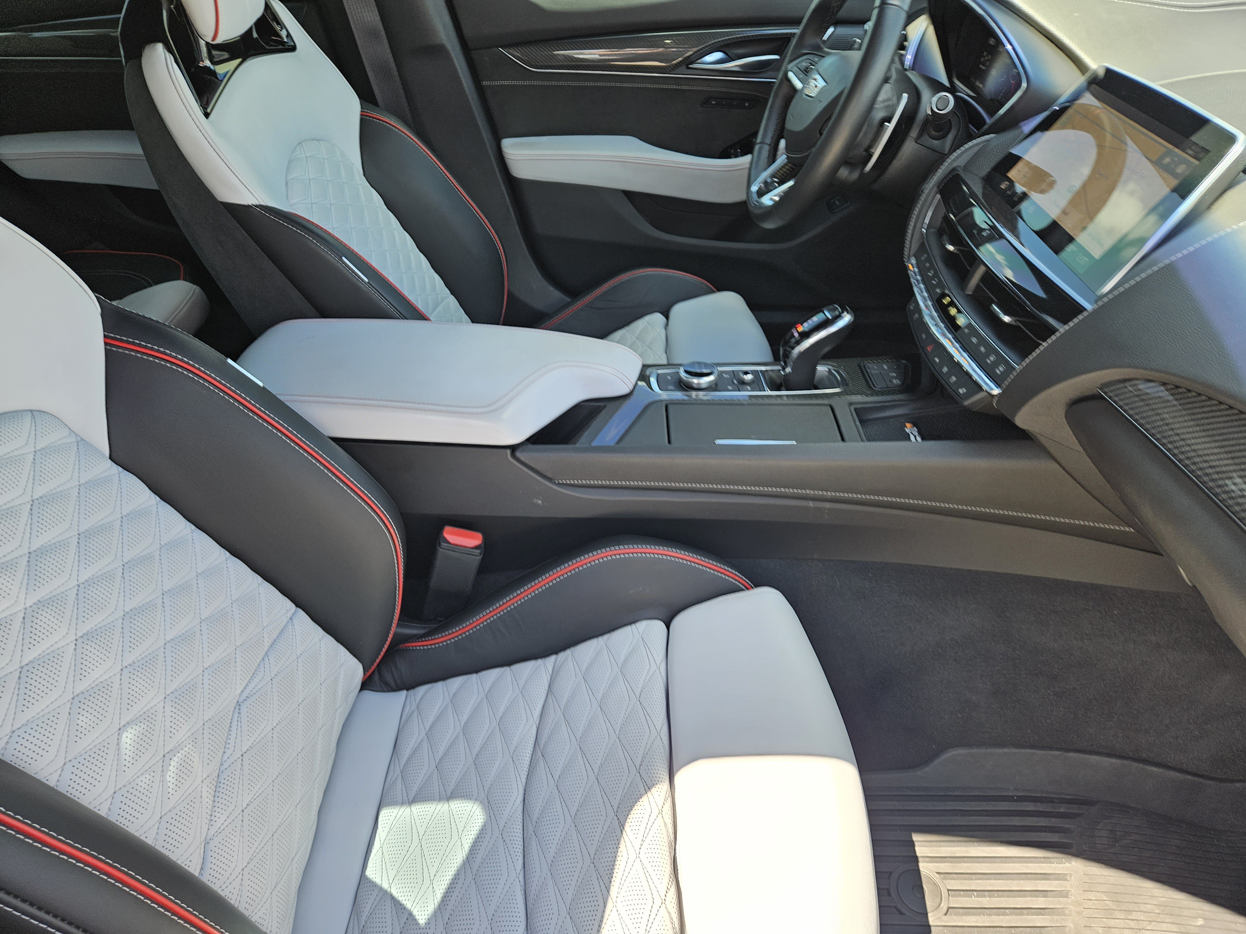 Used 2023 Cadillac CT5 V Blackwing w/ Driver Assist Package RWD image 15