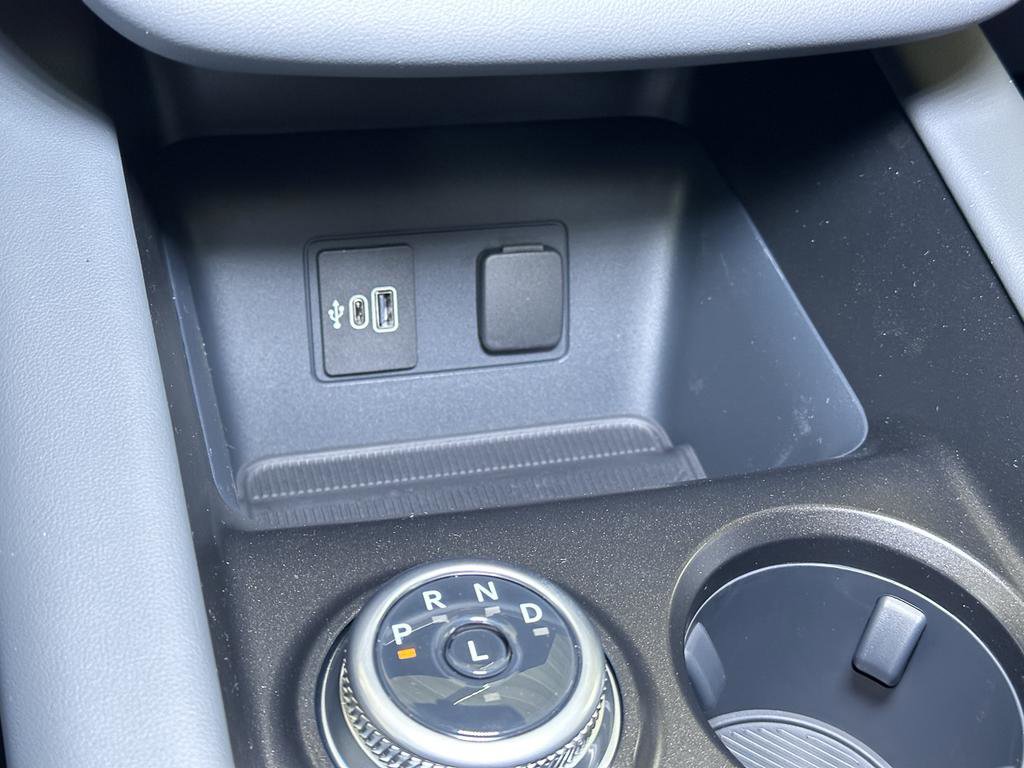 Used 2026 Ford Explorer Active w/ Active Comfort Package image 33